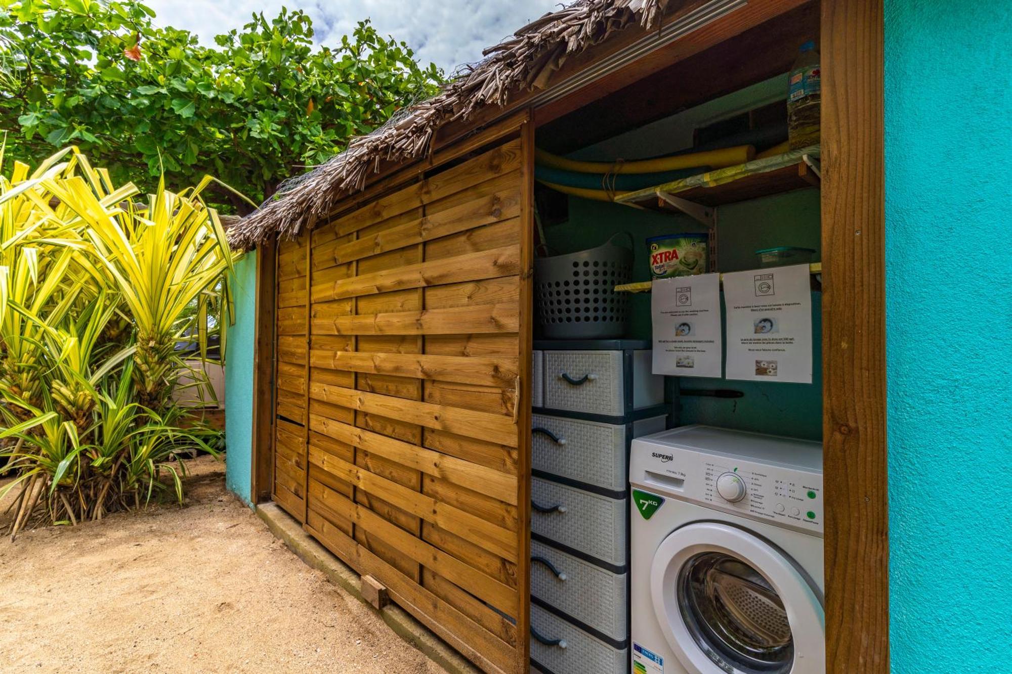 Fare Oaoa Haapiti Aparthotel Moorea Exterior photo