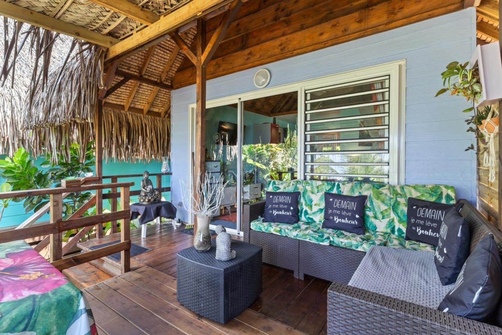 Fare Oaoa Haapiti Aparthotel Moorea Exterior photo