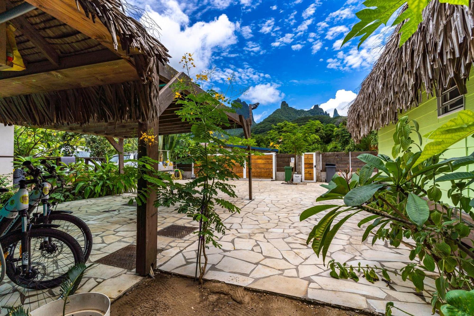 Fare Oaoa Haapiti Aparthotel Moorea Exterior photo